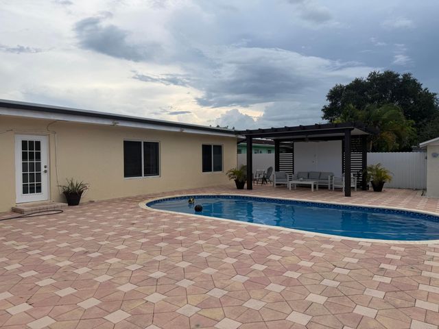 3139 EGREMONT Drive, West Palm Beach, FL 33406