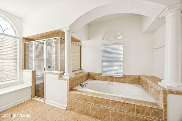 3075 PRESERVE LANDING Drive, Jacksonville, FL 32226