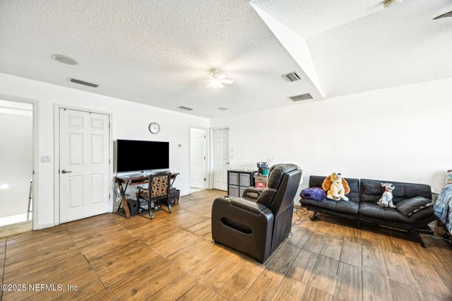 3075 PRESERVE LANDING Drive, Jacksonville, FL 32226