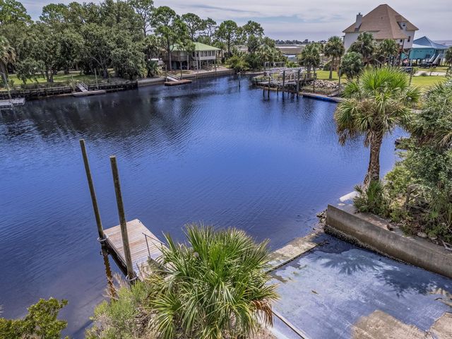 xx Blue Dolphin Drive, Crawfordville, FL 32327