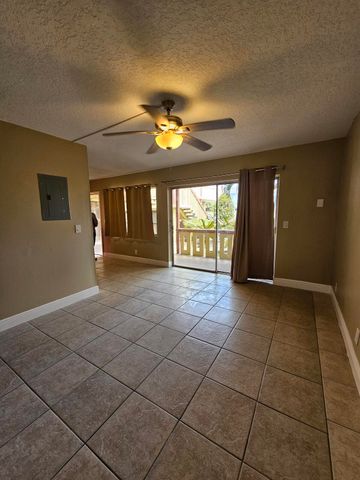 1200 W Blue Heron Boulevard 7, Riviera Beach, FL 33404