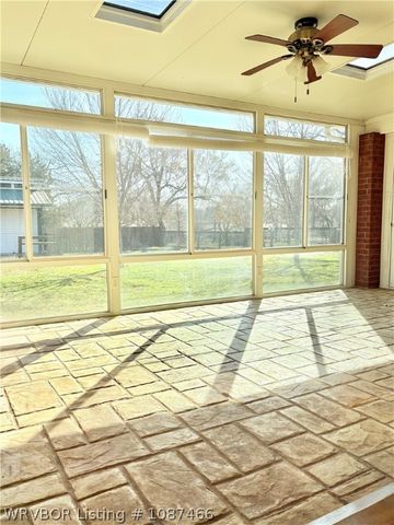 2906 Ash Street, Poteau, OK 74953