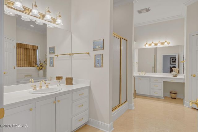 304 Kings Cove Circle, Lafayette, LA 70508