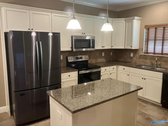 127 Arbor Hill Lane, Huntsville, AL 35824