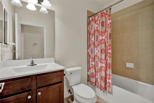 10620 NW 88th Street 207, Doral, FL 33178