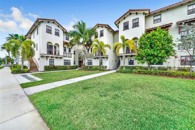 10620 NW 88th Street 207, Doral, FL 33178