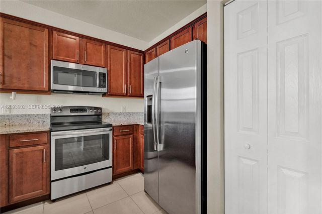 10620 NW 88th Street 207, Doral, FL 33178