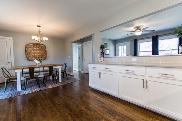 625 N 5th Ct, Nashville, TN 37207