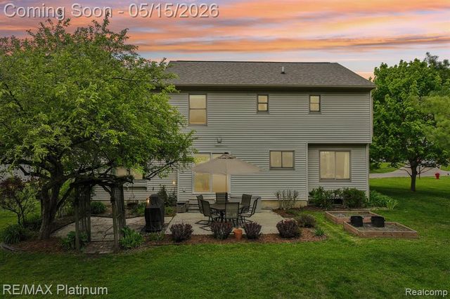 2584 Birchwood Drive, Howell, MI 48855