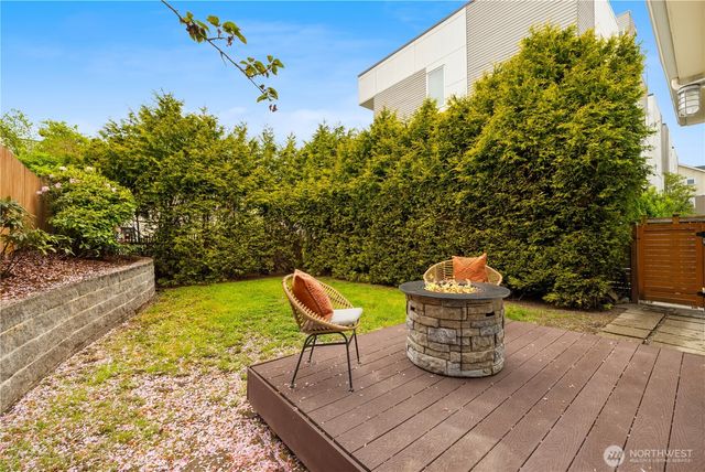 927 29th Avenue S, Seattle, WA 98144