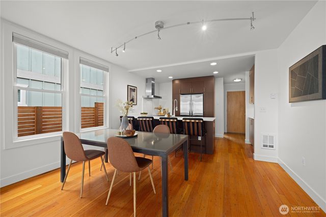 927 29th Avenue S, Seattle, WA 98144