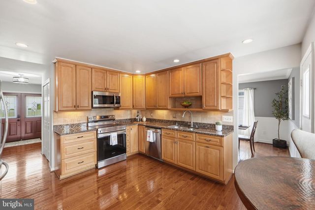 7316 LIGHTSHIP CT, Burke, VA 22015