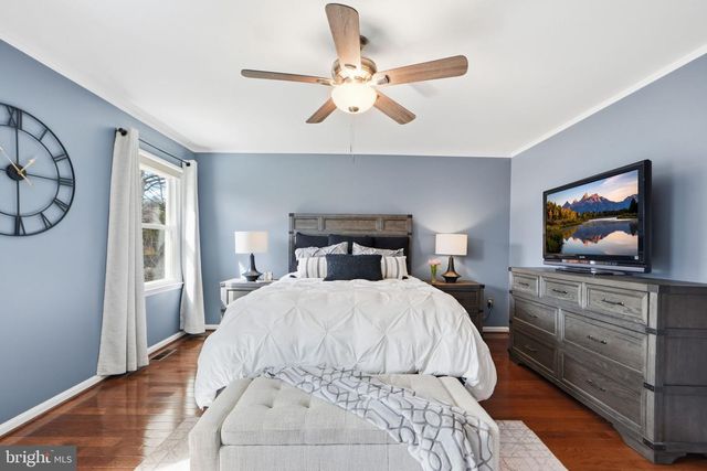 7316 LIGHTSHIP CT, Burke, VA 22015