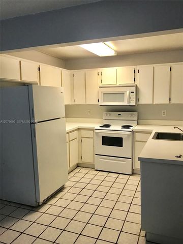 9810 Hammocks Boulevard 202, Miami, FL 33196