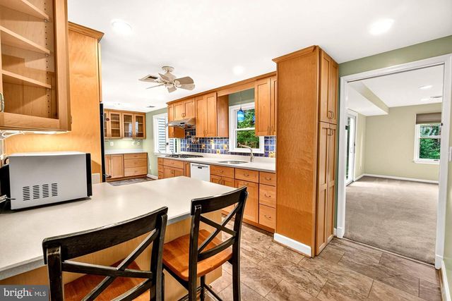 19613 BODMER AVE, Poolesville, MD 20837