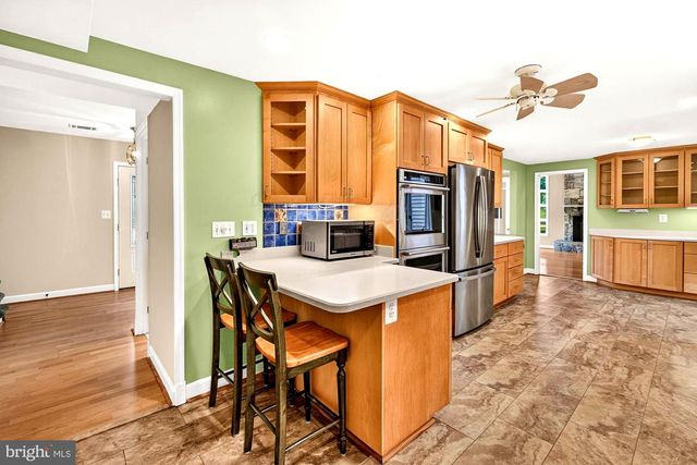 19613 BODMER AVE, Poolesville, MD 20837