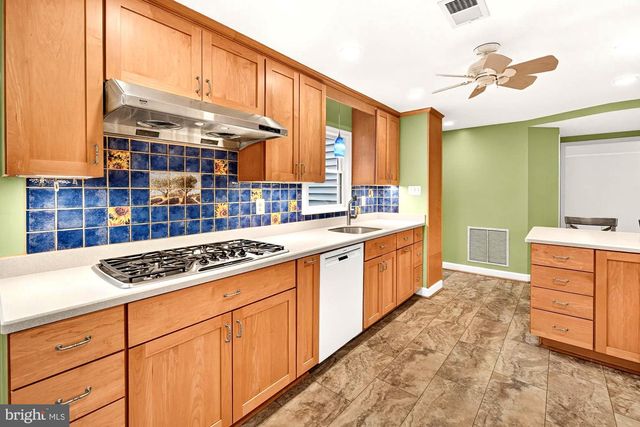 19613 BODMER AVE, Poolesville, MD 20837