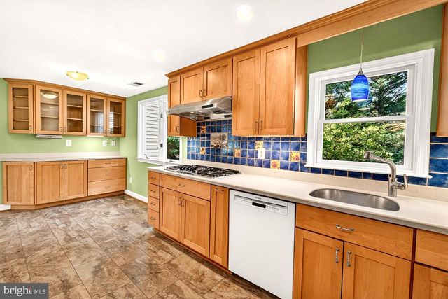19613 BODMER AVE, Poolesville, MD 20837