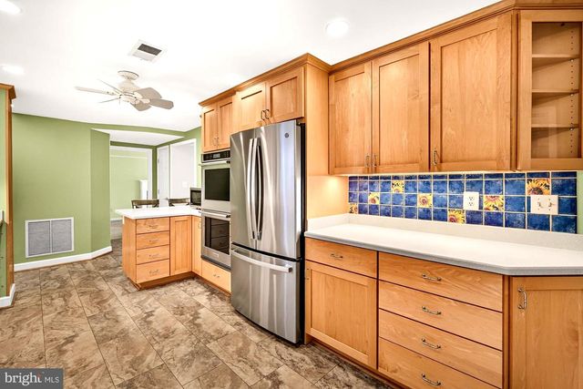 19613 BODMER AVE, Poolesville, MD 20837