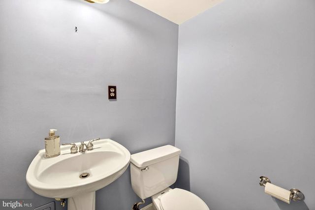 19613 BODMER AVE, Poolesville, MD 20837