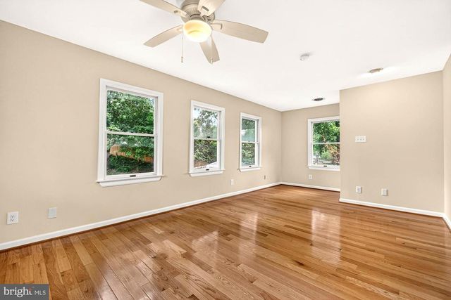 19613 BODMER AVE, Poolesville, MD 20837