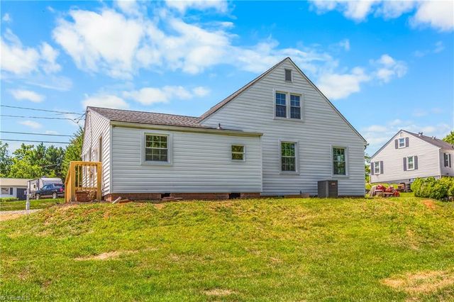 159 Decatur Avenue, Elkin, NC 28621
