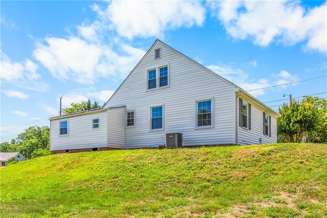 159 Decatur Avenue, Elkin, NC 28621