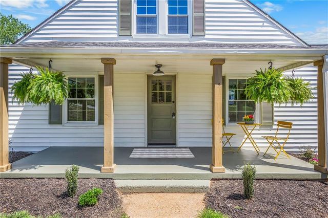159 Decatur Avenue, Elkin, NC 28621