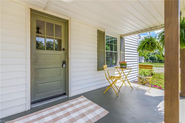 159 Decatur Avenue, Elkin, NC 28621