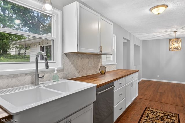 1169 Ranchland Drive, Mayfield Heights, OH 44124