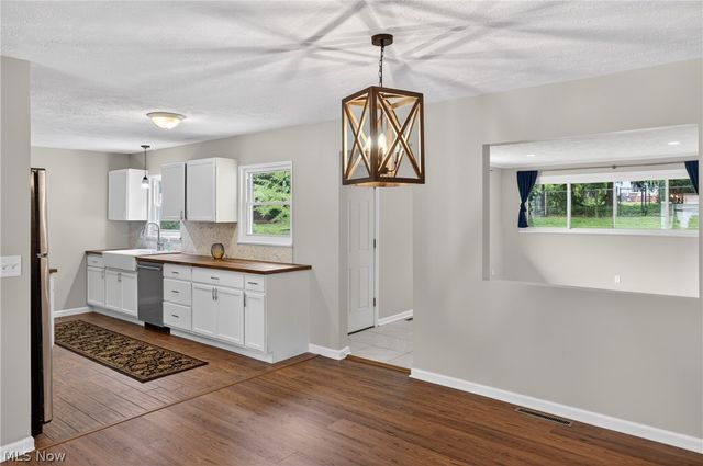 1169 Ranchland Drive, Mayfield Heights, OH 44124