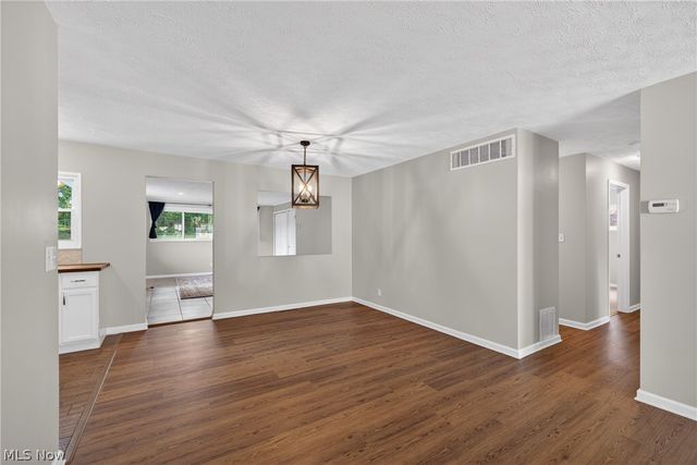 1169 Ranchland Drive, Mayfield Heights, OH 44124