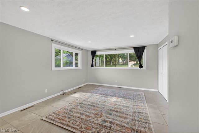 1169 Ranchland Drive, Mayfield Heights, OH 44124