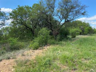 9999 Beacon Ln, Brownwood, TX 76801