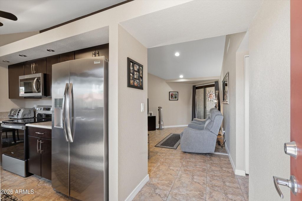 17243 N 16TH Street 2, Phoenix, AZ 85022 — photo 3