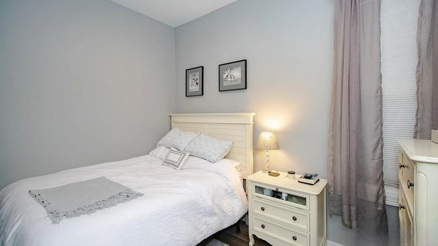 1938 N Rockwell Street 1, Chicago, IL 60647