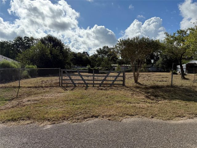 Lot 127 N Pine Hill Street, Pinehurst, TX 77362