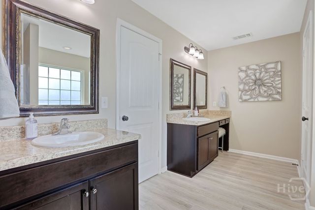 208 Chippingwood Circle, Pooler, GA 31322