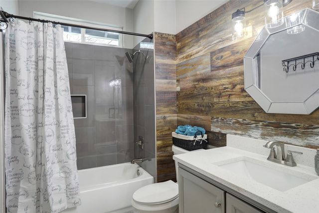 324 S Kentucky Street, Mckinney, TX 75069