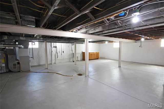 6104 Heege Road, Unincorporated, MO 63123