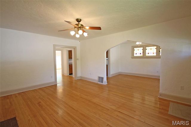 6104 Heege Road, Unincorporated, MO 63123