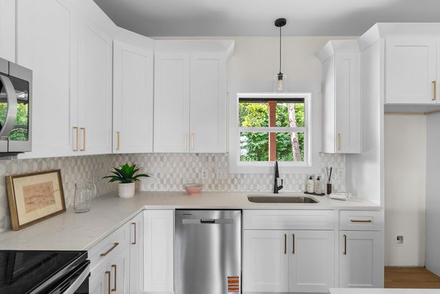 83 Royal Tern ST, Wirtz, VA 24184