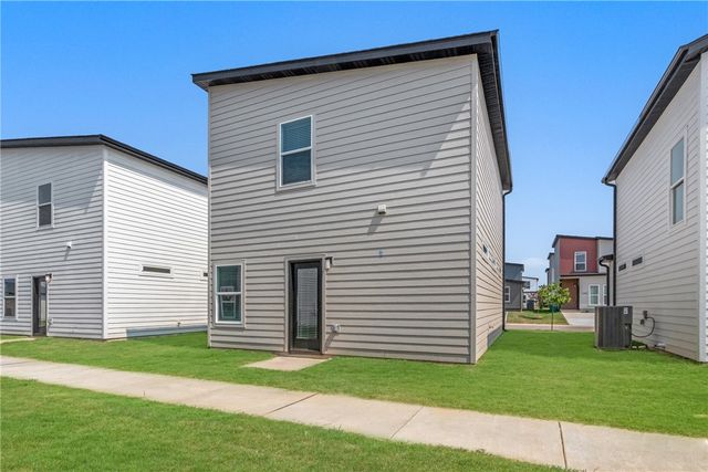 881 Ventnor Avenue, Centerton, AR 72719