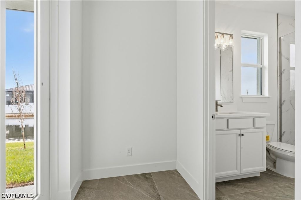 Image 25 of property listing at 1241 NW 33RD AVE, Cape Coral, FL 33993