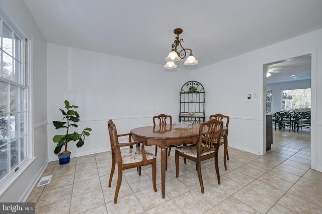 12 FRIAR TUCK DR, Medford, NJ 08055