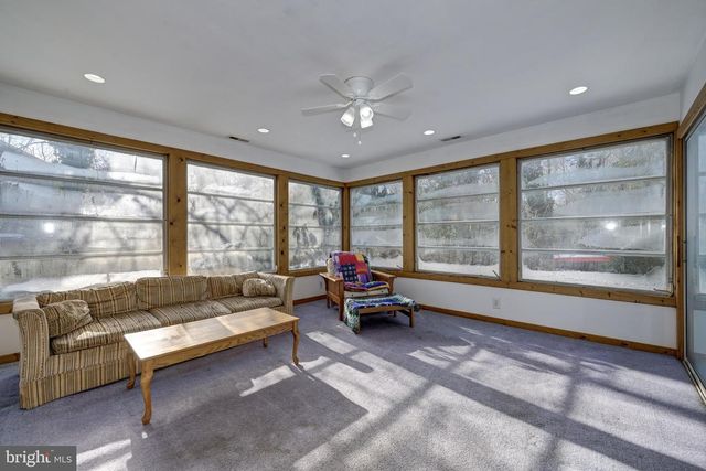 12 FRIAR TUCK DR, Medford, NJ 08055