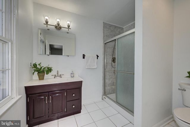 12 FRIAR TUCK DR, Medford, NJ 08055