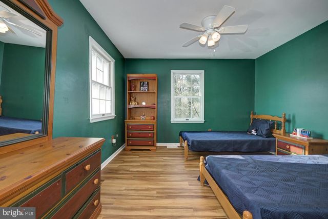 12 FRIAR TUCK DR, Medford, NJ 08055