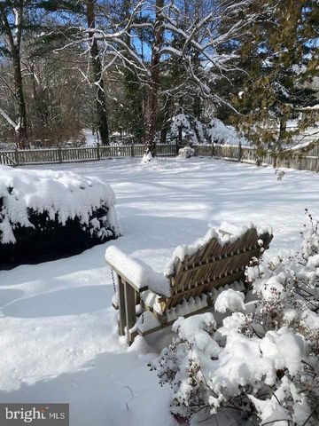 12 FRIAR TUCK DR, Medford, NJ 08055