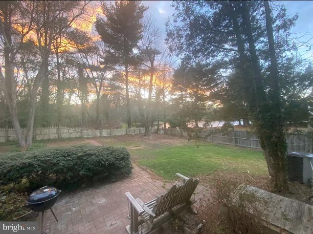 12 FRIAR TUCK DR, Medford, NJ 08055